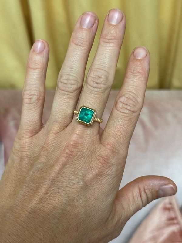 Retrouvai 4.17ct Emerald Heirloom Bezel Ring