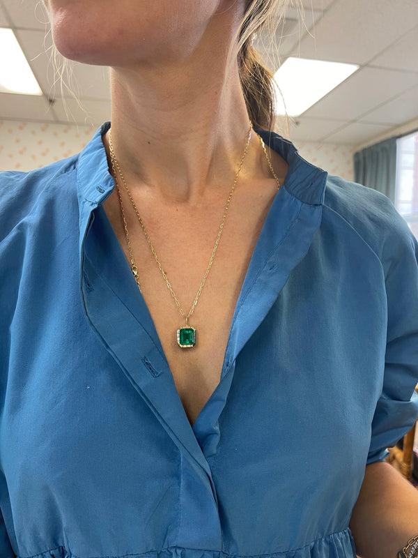 Retrouvai 4.63ct Emerald Heirloom Bezel Charm