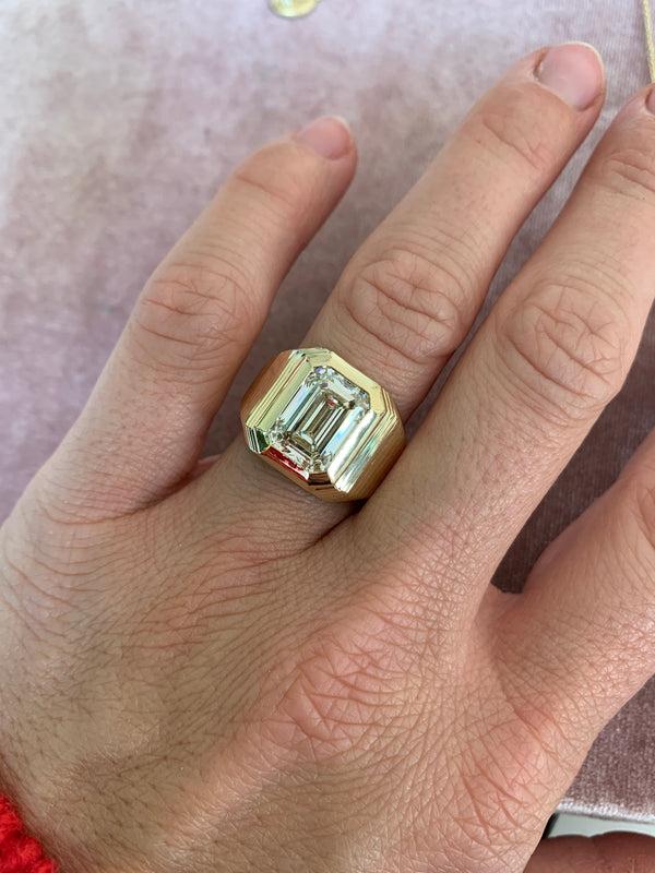 Retrouvai 5.06ct Diamond Pleated Solitaire Ring