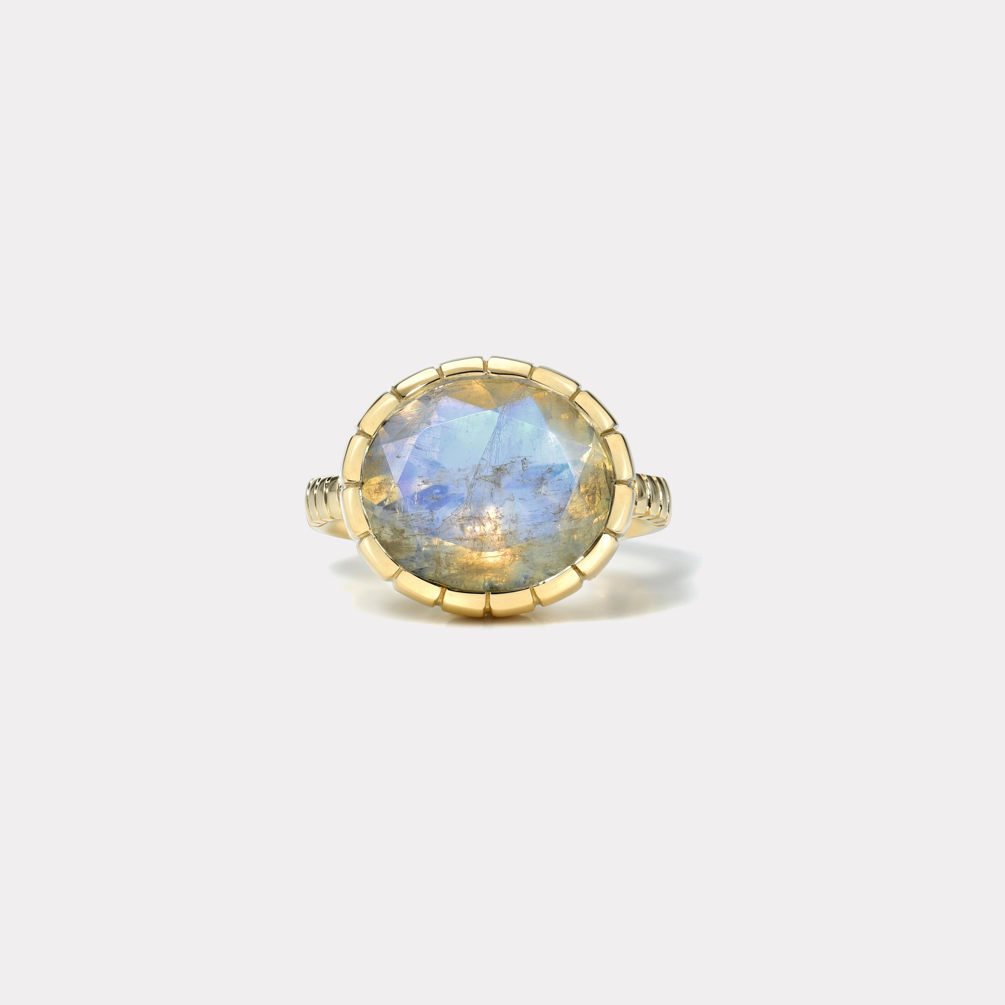 retrouvai 6.5ct Oval Moonstone Heirloom Bezel Ring