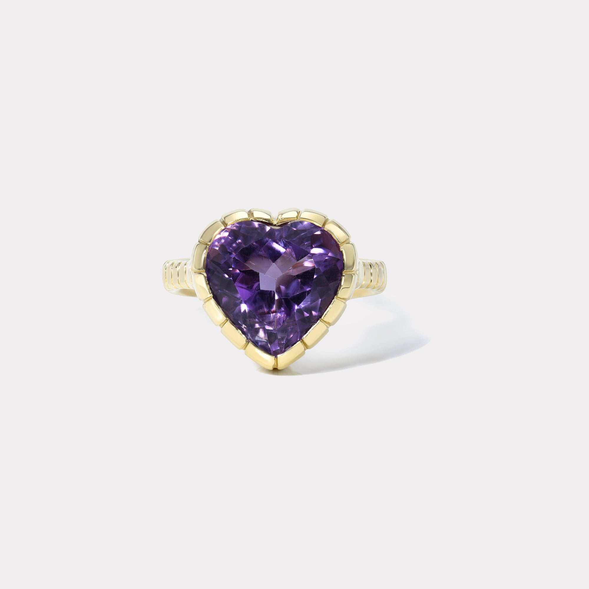 retrouvai 7.4ct Heart Amethyst Heirloom Bezel Ring
