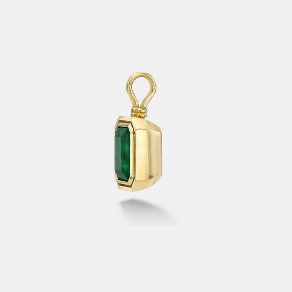 Retrouvai 8.02ct Emerald Bounce Charm