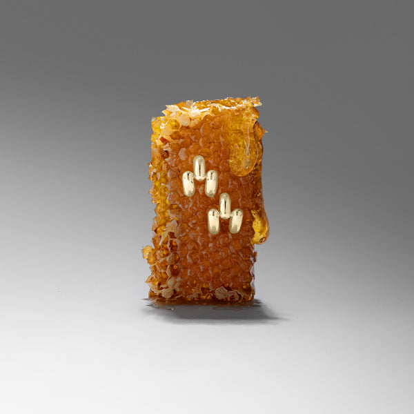 Retrouvai All Gold Balloon Magna Stud Earrings