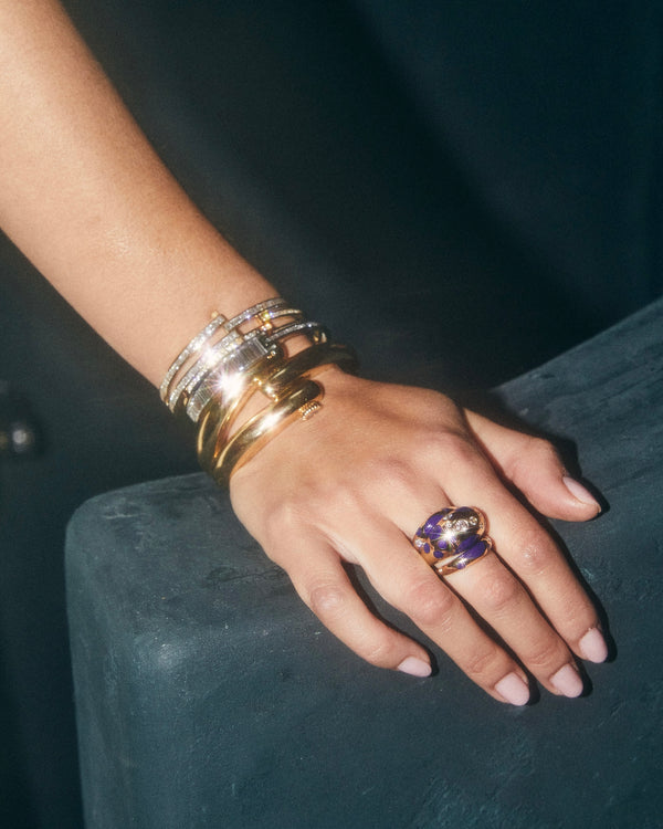 Retrouvai Balloon Magna Bangle With Round Diamonds