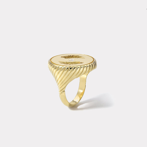 Retrouvai Bravery Signet Ring