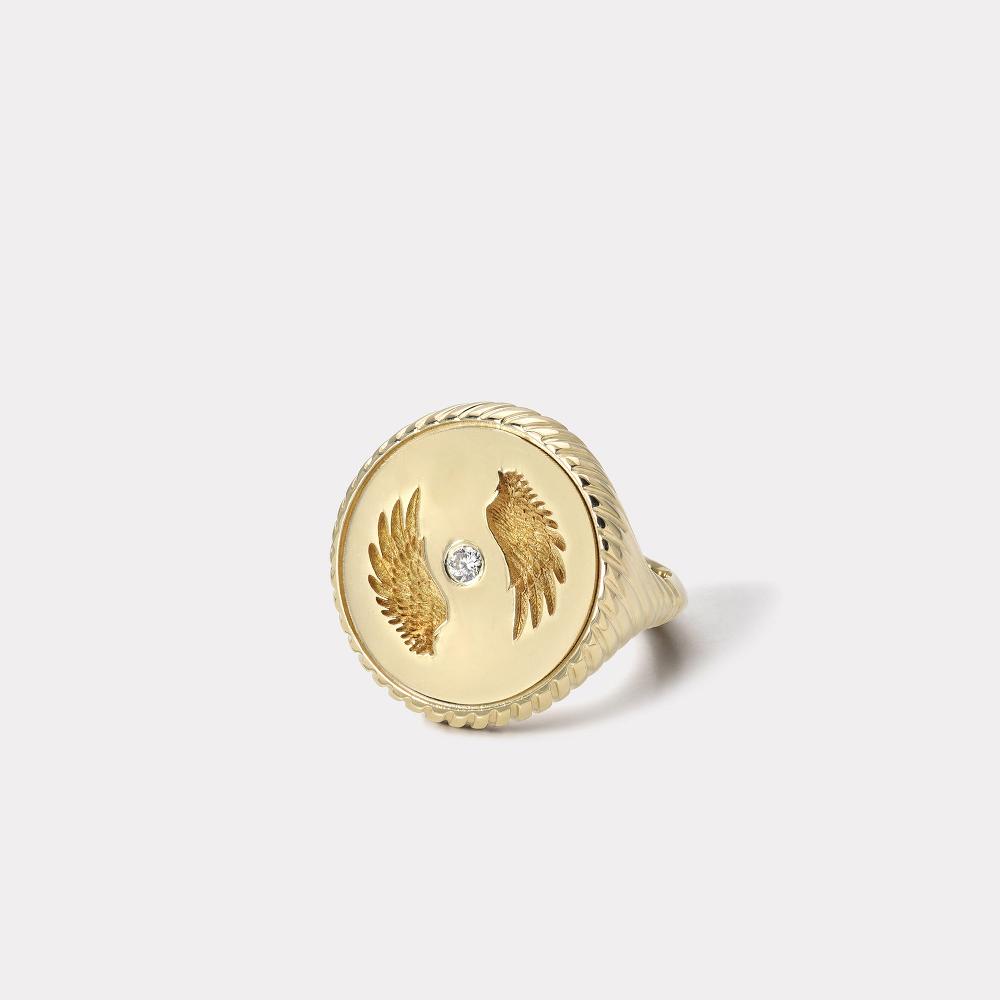 retrouvai Bravery Signet Ring