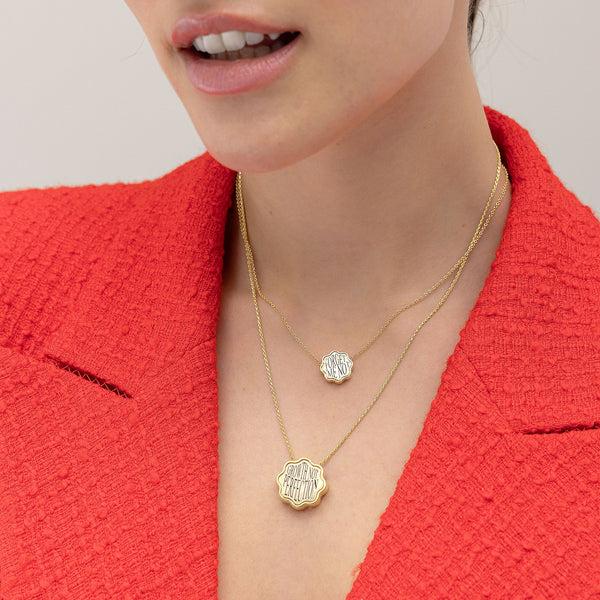 Retrouvai Classic Scale Talisman Wisdom Pendant