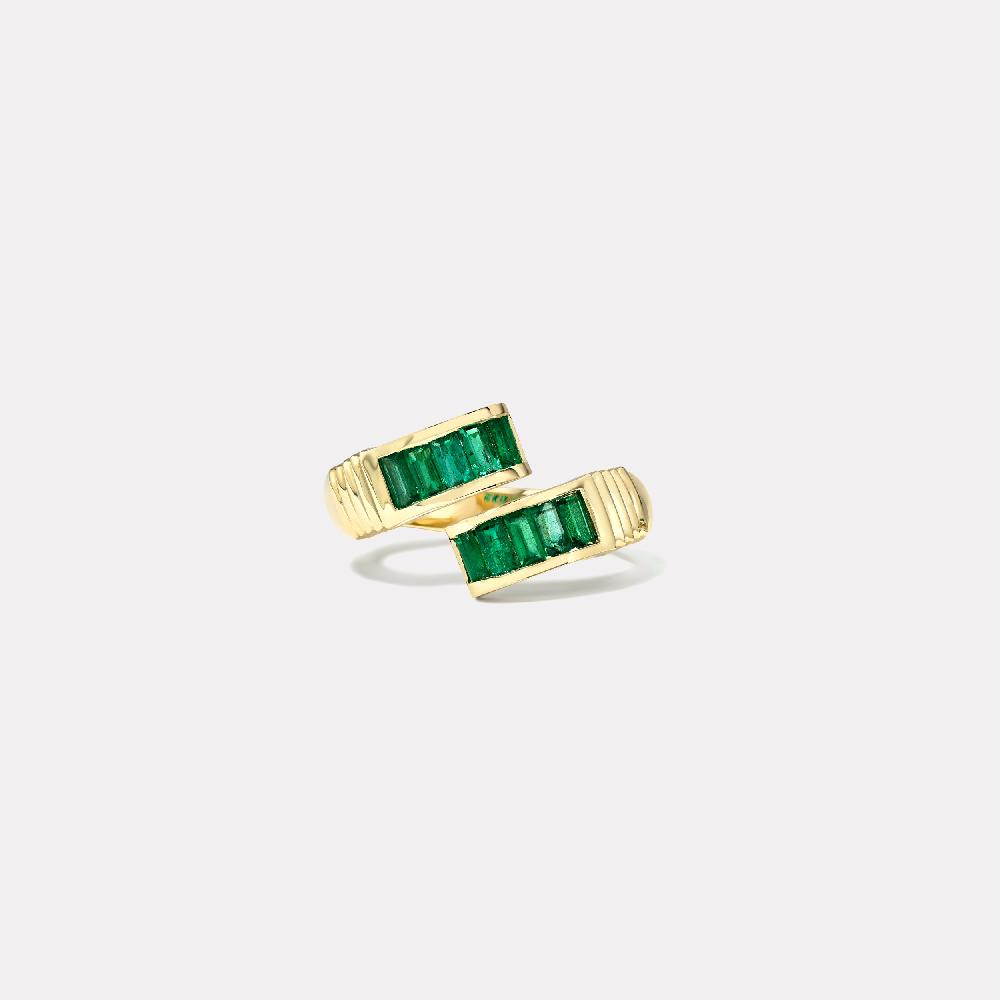 retrouvai Emerald Baguette Buckle Ring