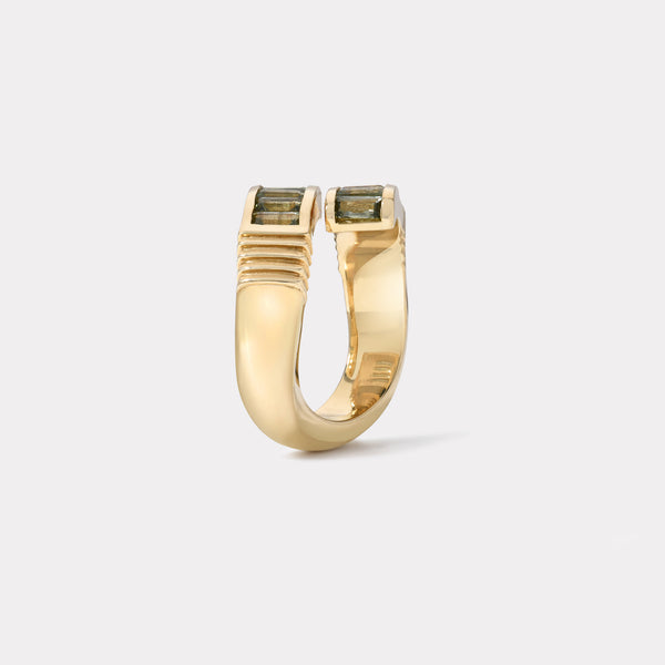 Retrouvai Green Sapphire Baguette Buckle Ring