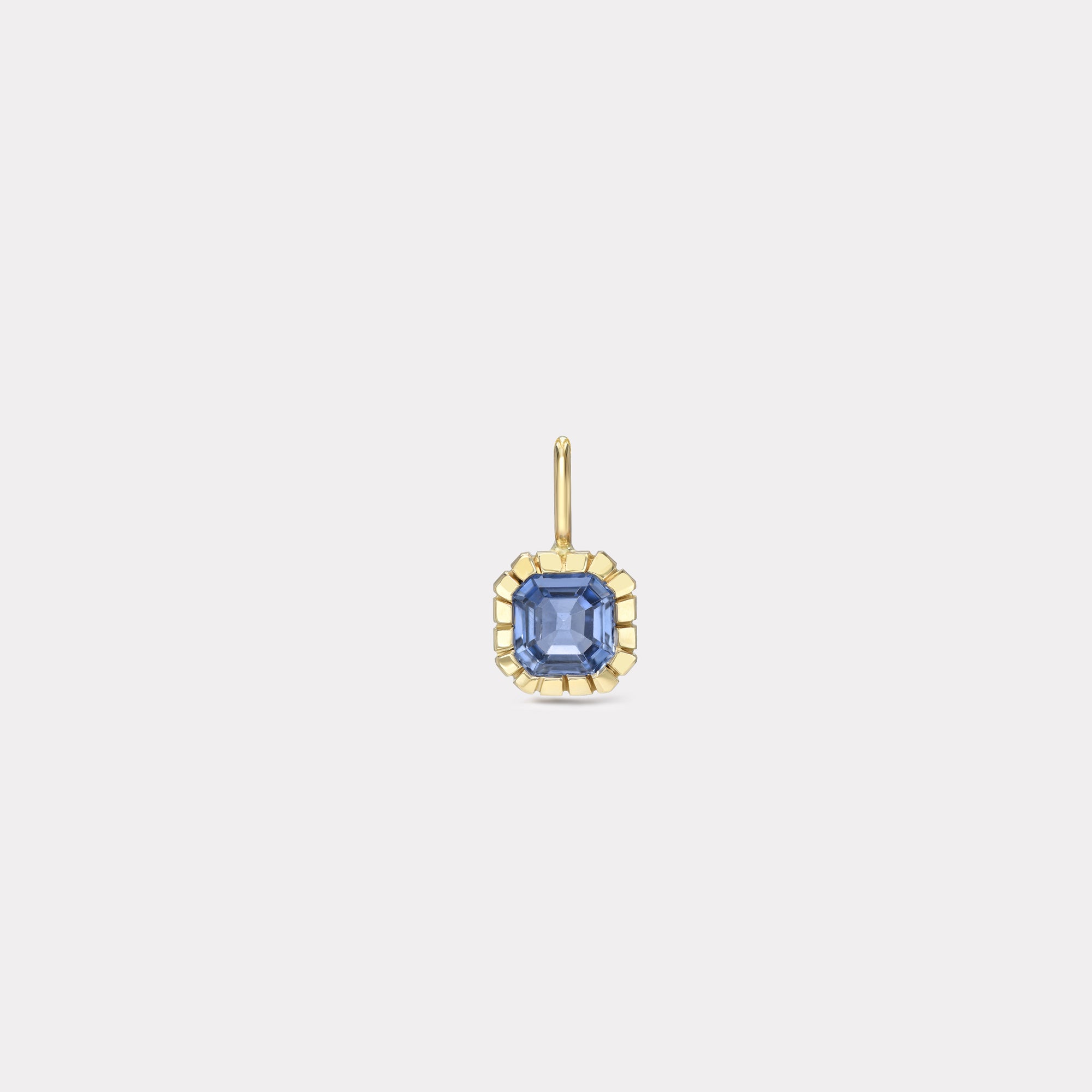 retrouvai Heirloom Bezel Blue Sapphire Charm