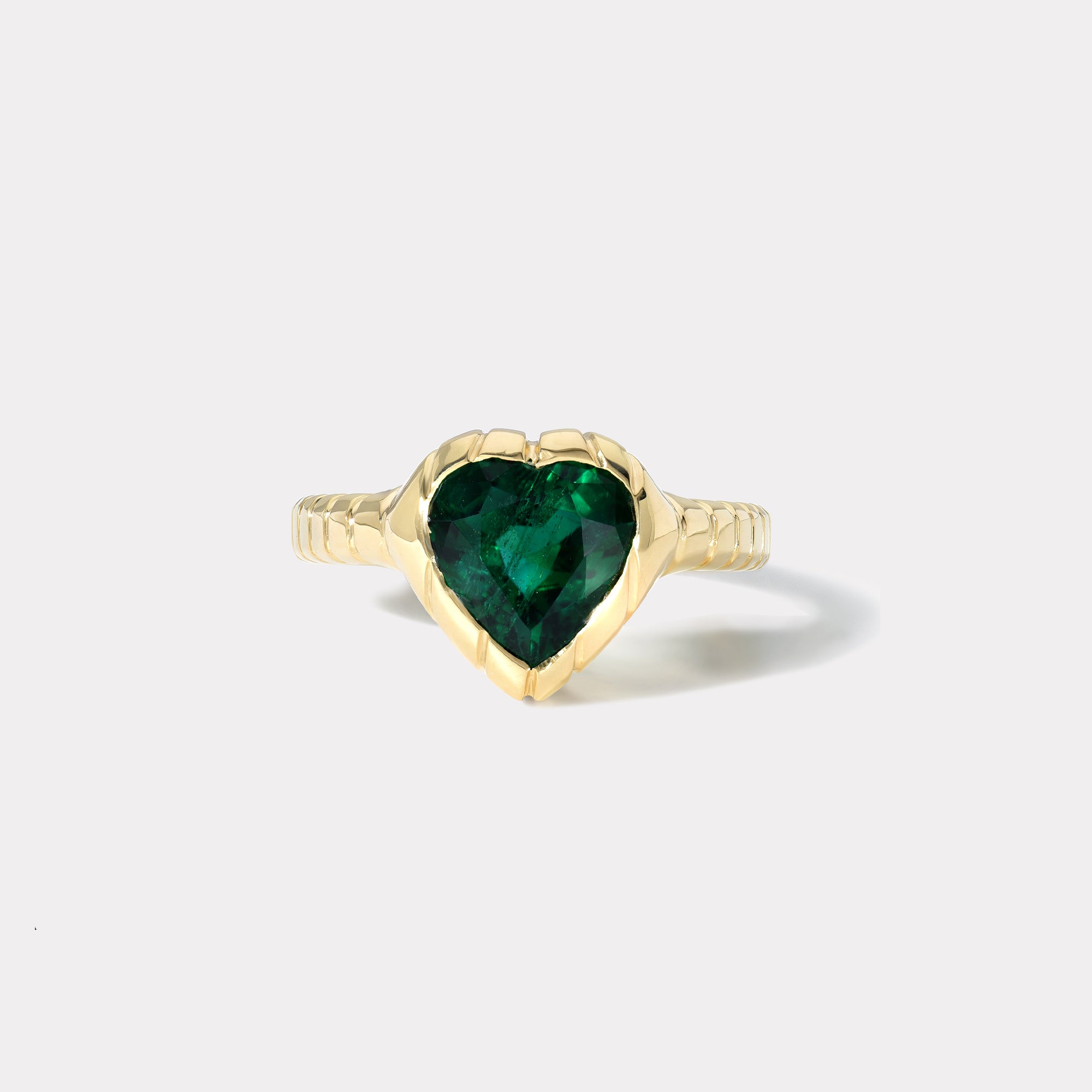 retrouvai Heirloom Bezel Heart Emerald Ring