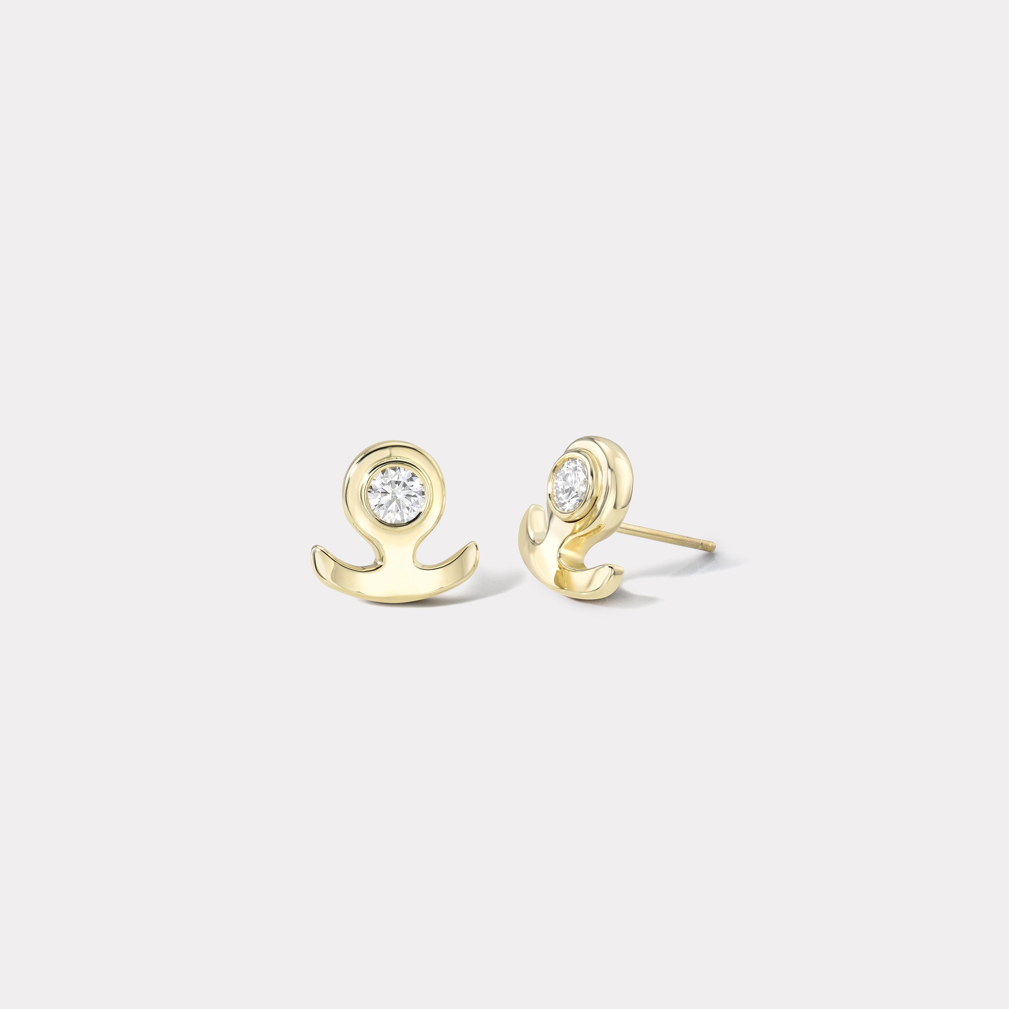 retrouvai Impetus Stud Earrings