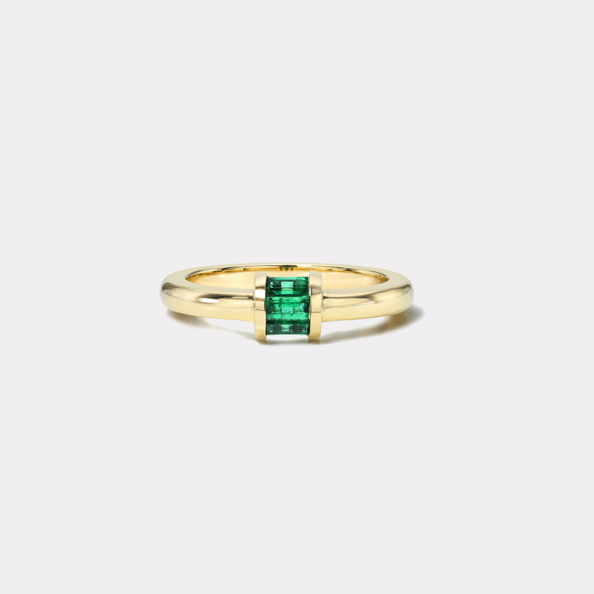 retrouvai Magna Barrel Ring - Baguette Emeralds