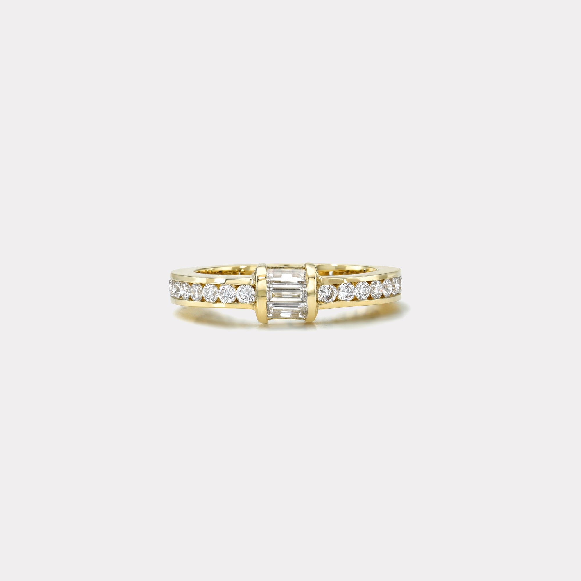 retrouvai Magna Barrel Ring - Diamond with Diamond