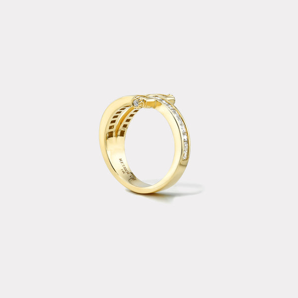 Retrouvai Magna Ring - Carre Cut Diamonds