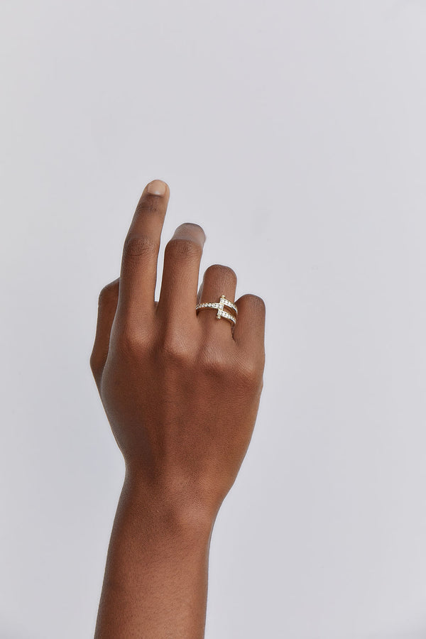 Retrouvai Magna Ring - Round Diamonds