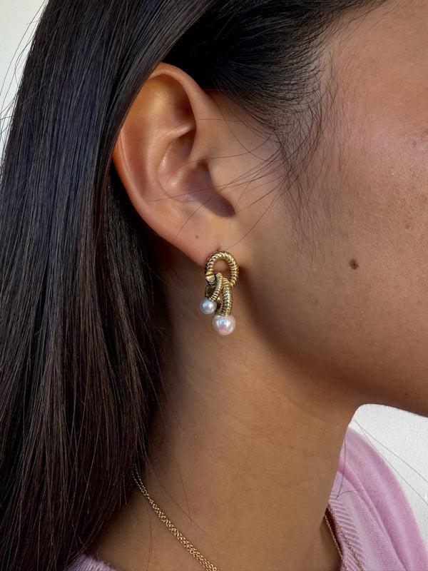 Retrouvai Modern Love Cluster Earrings