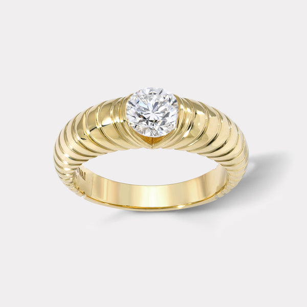 Retrouvai Modern Love Round Brilliant Solitaire