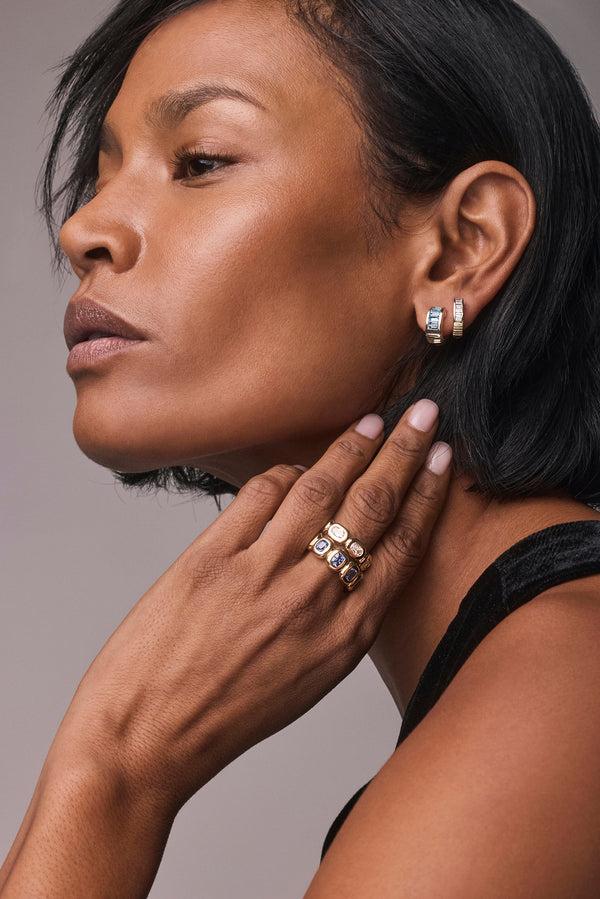 Retrouvai Petite Baguette Buckle Huggies - Diamond