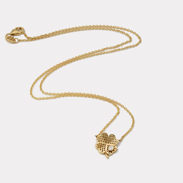 Retrouvai Petite Waffle Clover Pendant