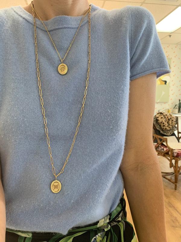 Retrouvai Twisted Gold Frame Lion Charm