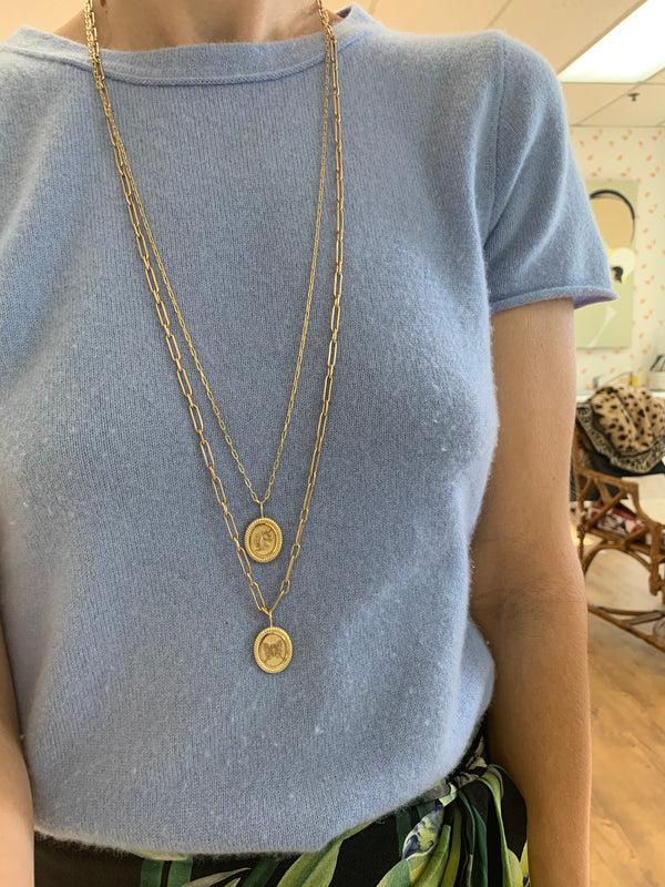 Retrouvai Twisted Gold Frame Lion Charm