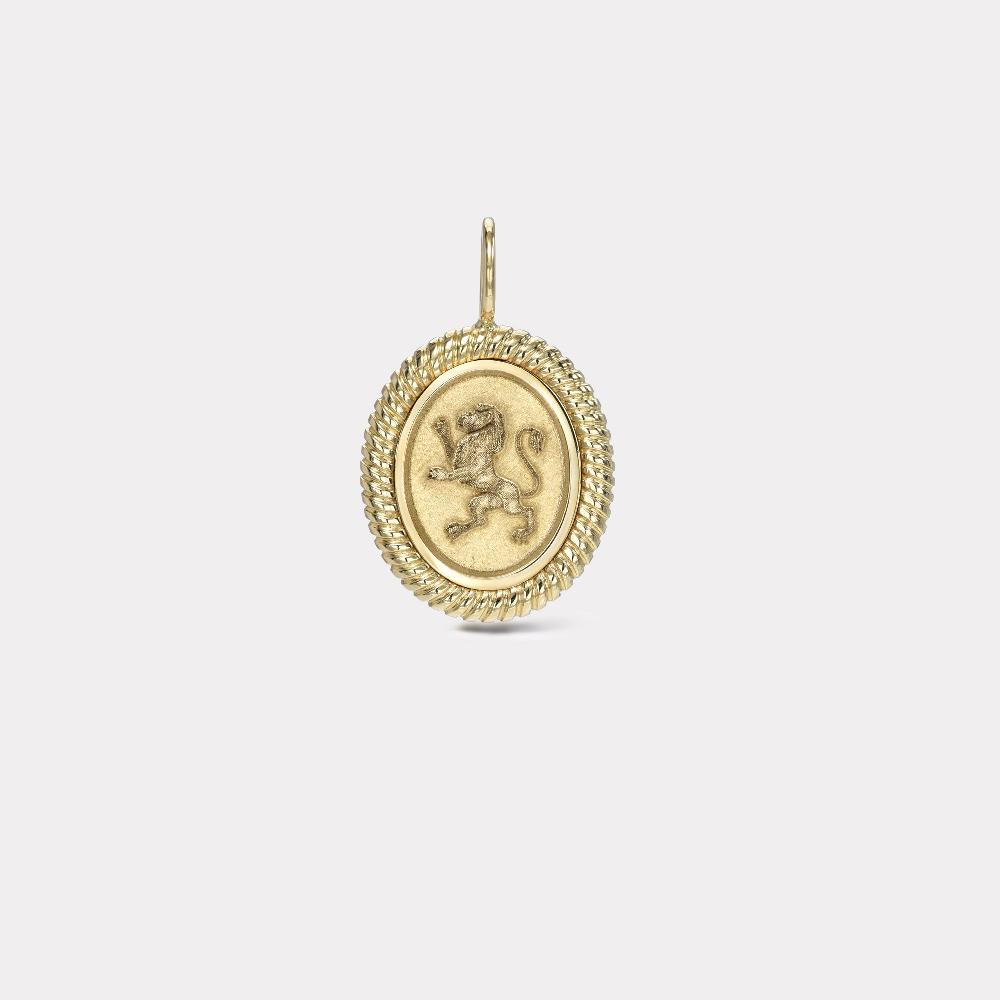 retrouvai Twisted Gold Frame Lion Charm