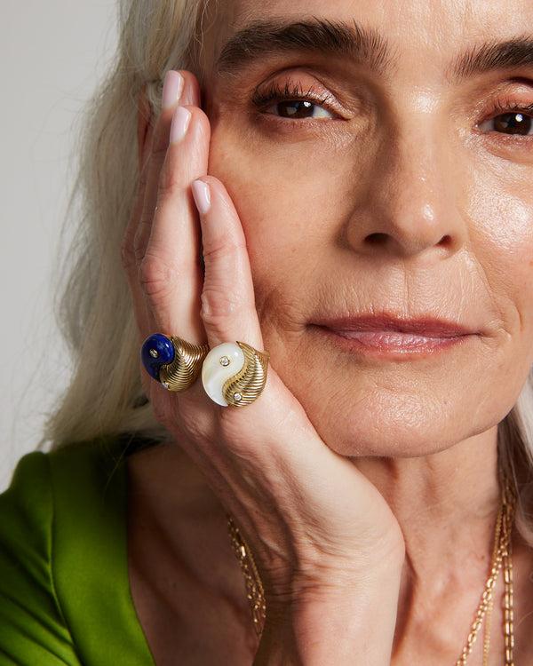 Retrouvai Yin Yang Ring - Mother Of Pearl