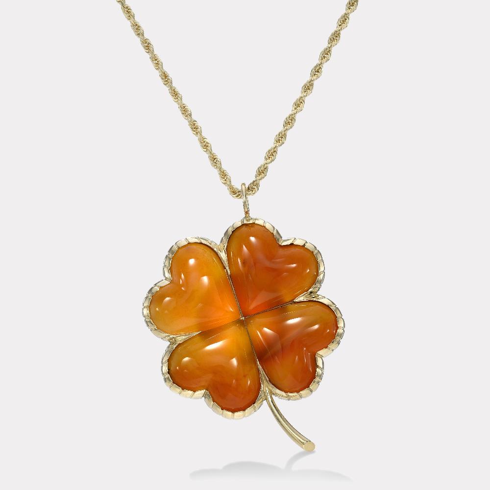 retrouvai Talisman Grandfather Clover Pendant - Carnelian