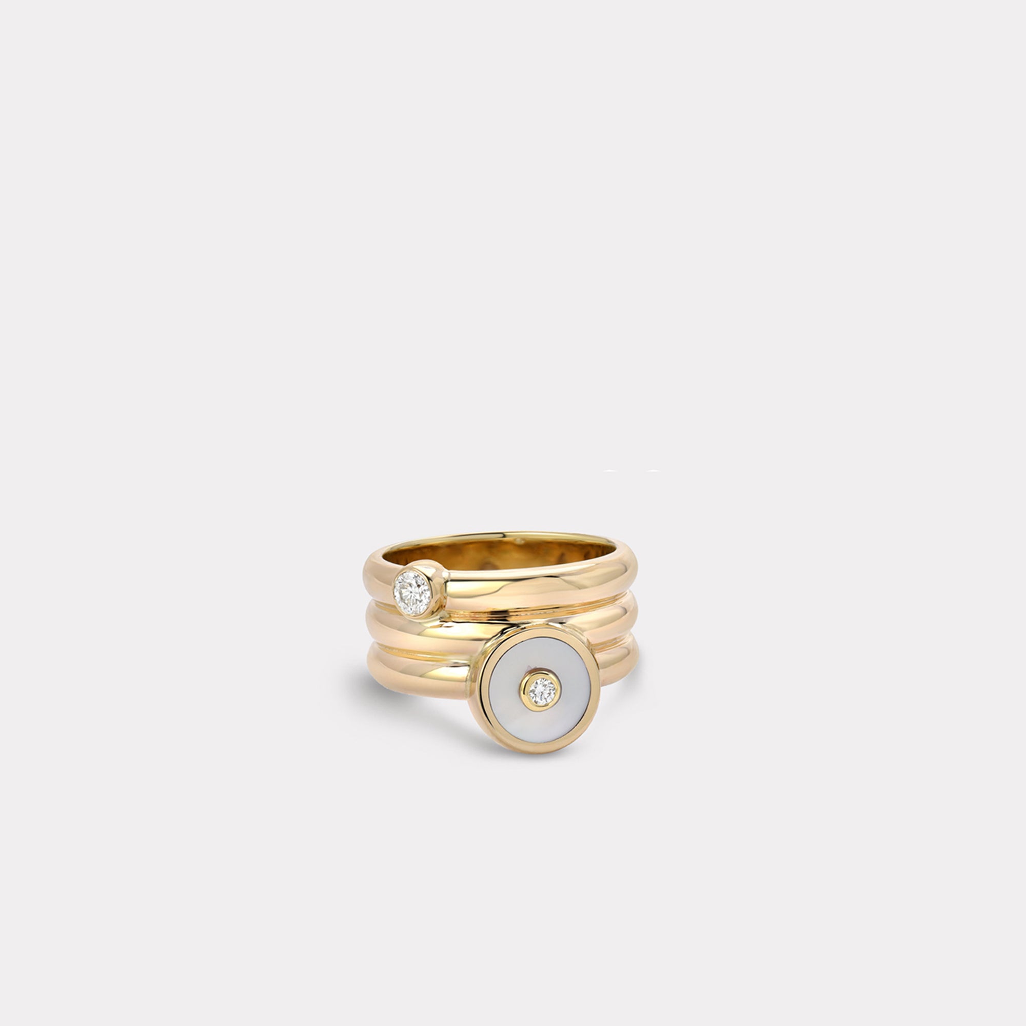 retrouvai Triple Coil Mini Compass Ring with Mother of Pearl