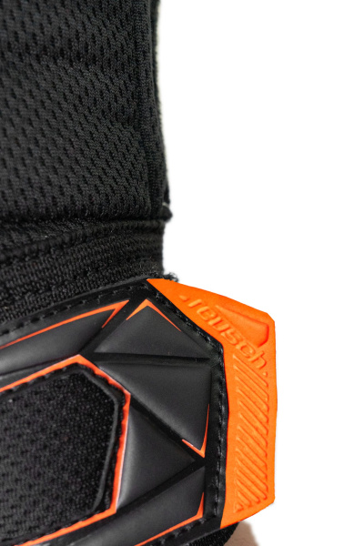 Reusch Attrakt Advance Finger Support Junior