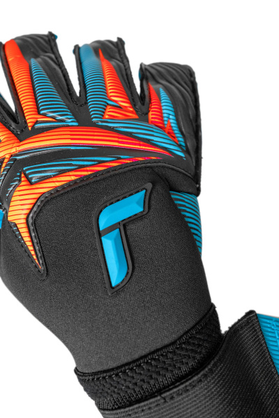 Reusch Attrakt Aqua Evolution