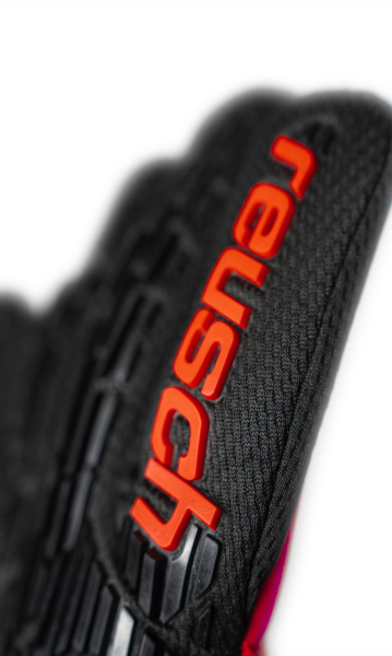 Reusch Attrakt Freegel Silver NC