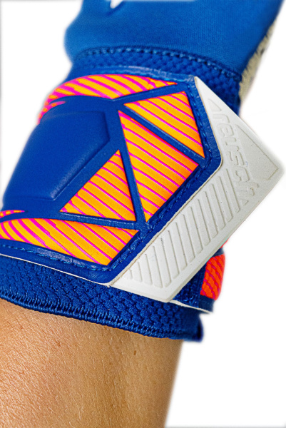 Reusch Attrakt Gold X Roll Finger