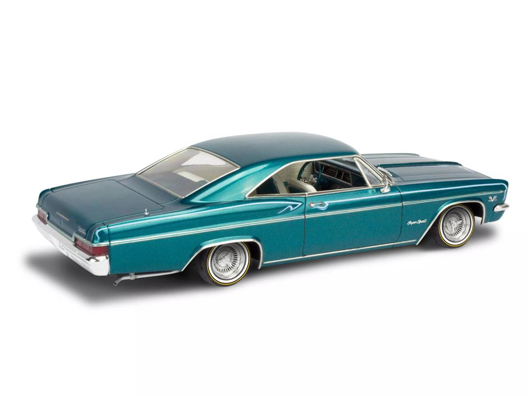 Revell 1966 Chevy Impala SS