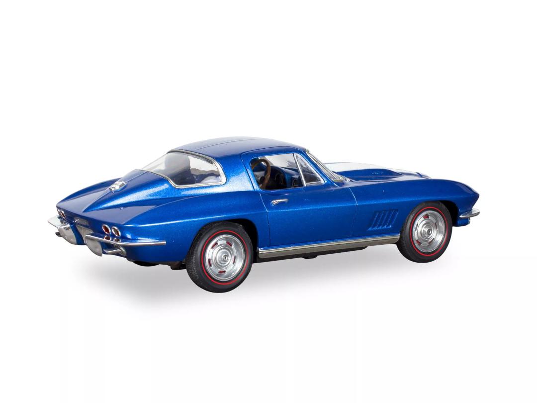 Revell 1967 Corvette Sting Ray Sport Coupe 2N1