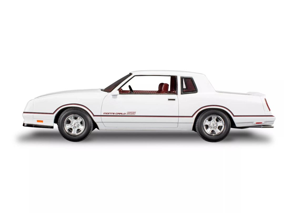 Revell 1986 Monte Carlo SS 2'N1