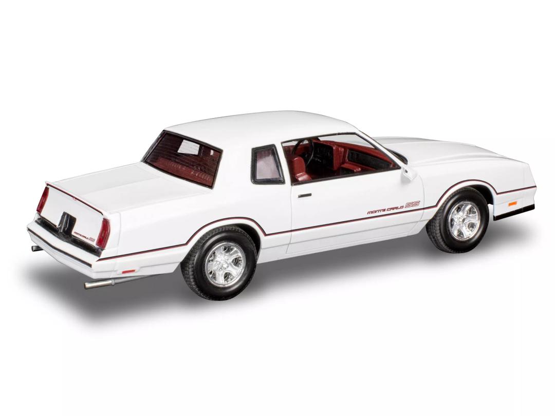 Revell 1986 Monte Carlo SS 2'N1