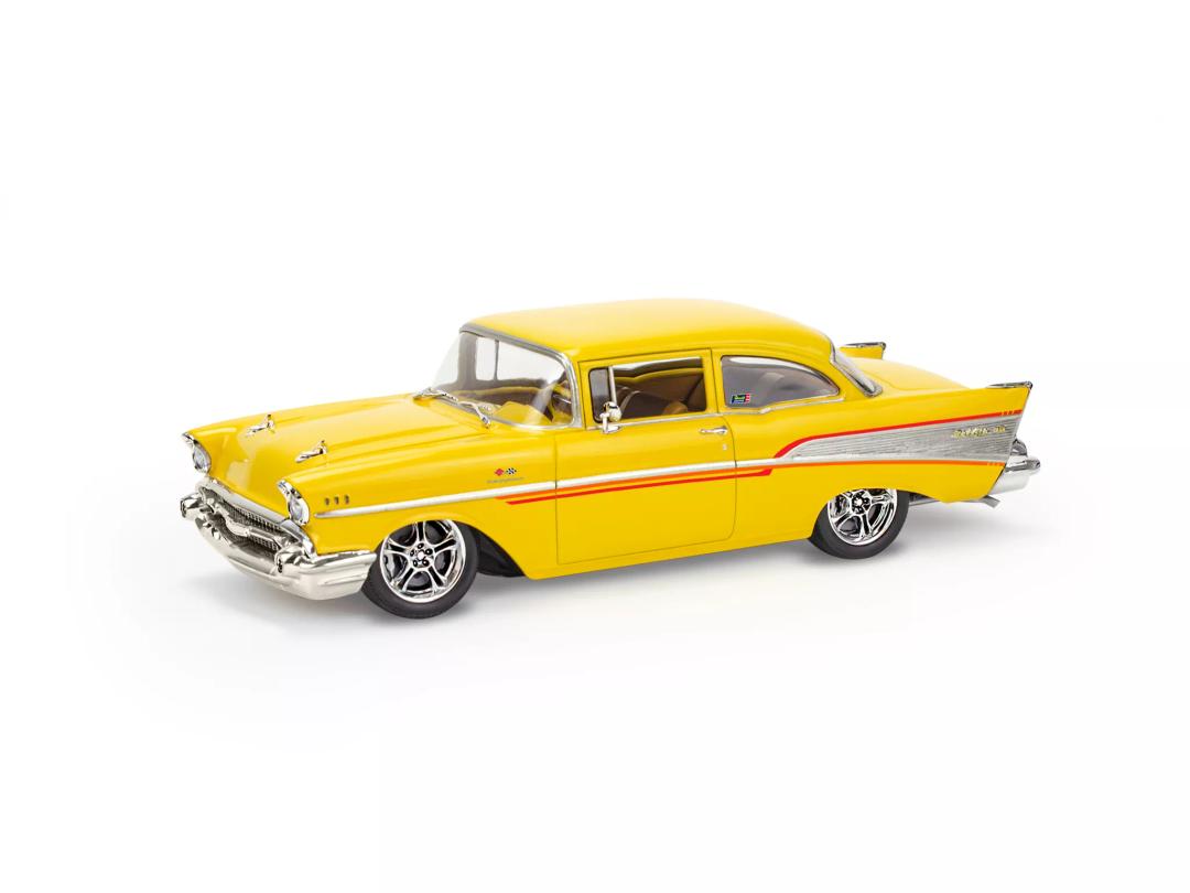 revell ’57 Chevy Bel Air Two Door Sedan 2'N1