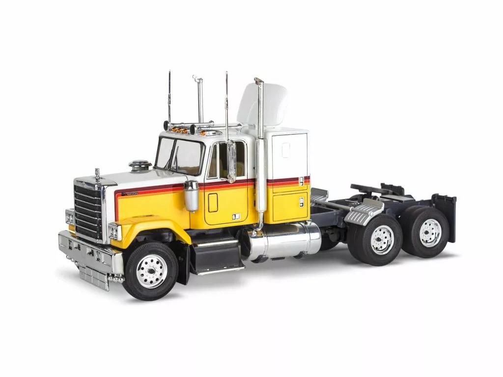 revell Chevy Bison Semi Truck