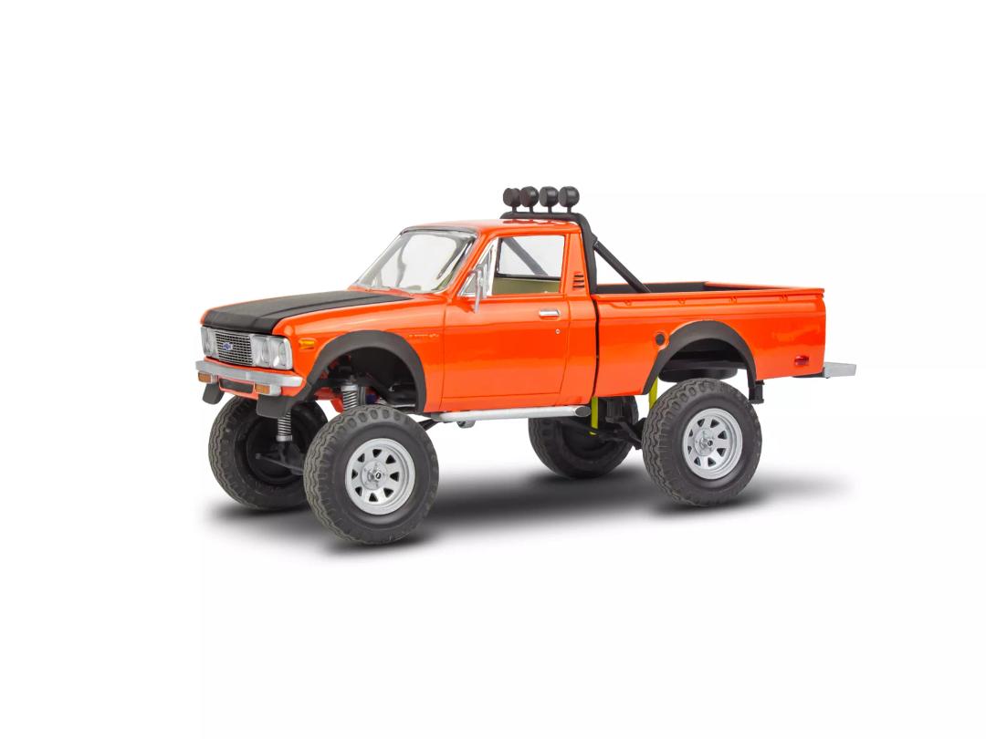 Revell Chevy LUV 4x4 High Roller