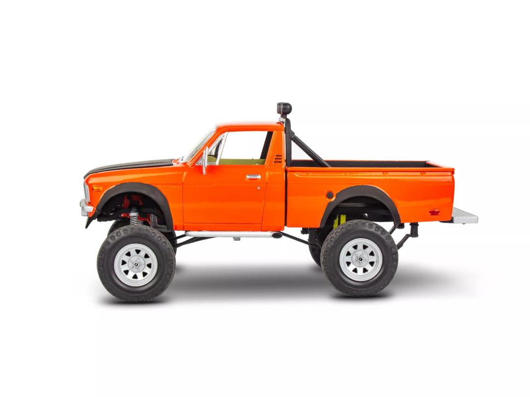 Revell Chevy LUV 4x4 High Roller