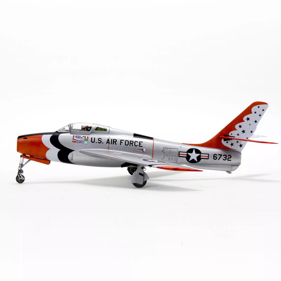 Revell F-84F Thunderstreak