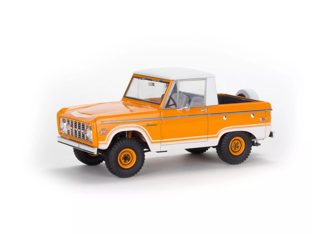 Revell Ford Bronco Half Cab -Sandman II