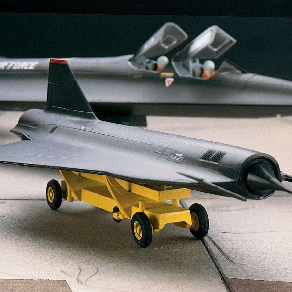Revell LOCKHEED SR-71 BLACKBIRD