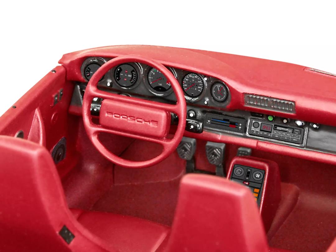 Revell Porsche 911 G Model Coupé