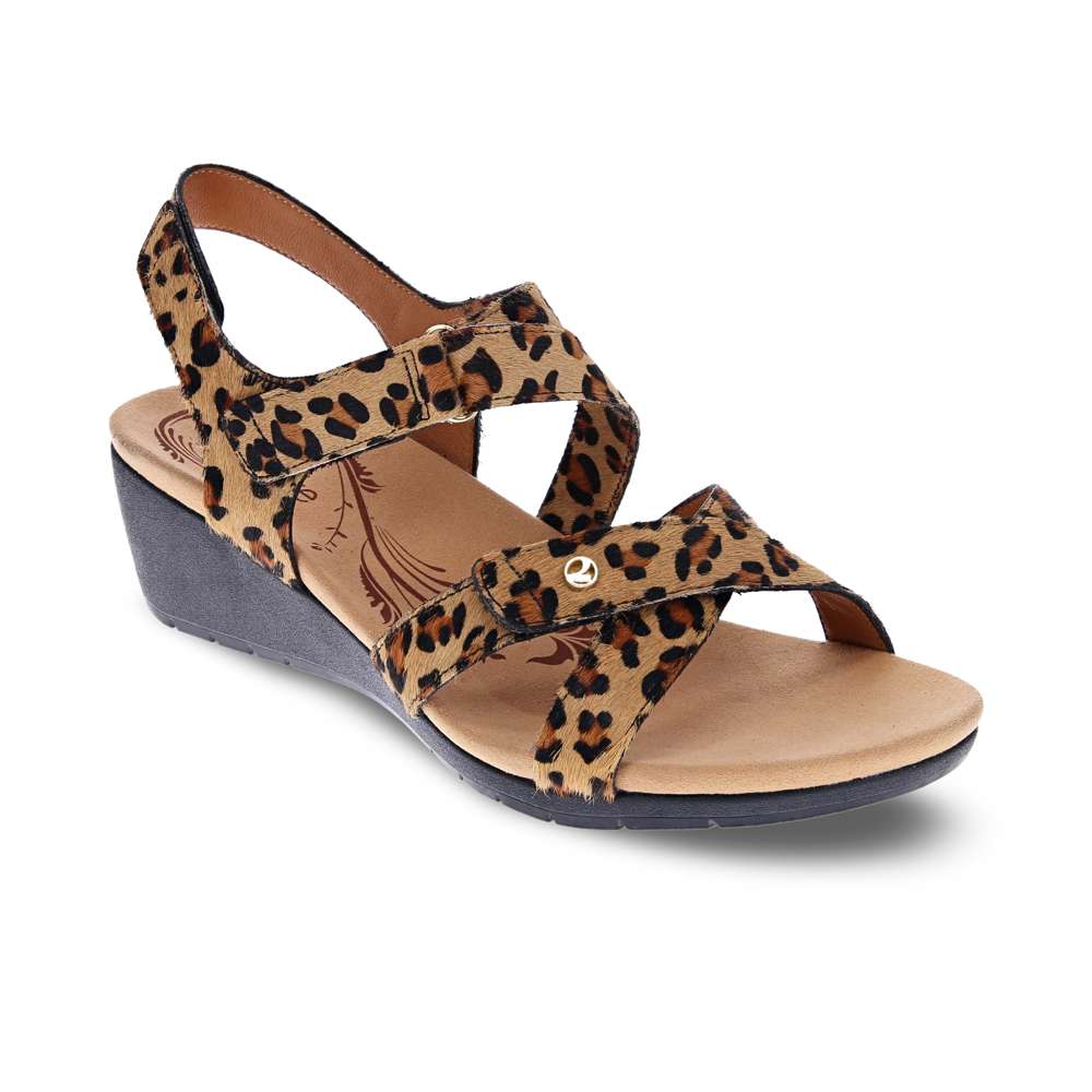 revere comfort shoes Casablanca Wedge - Leopard