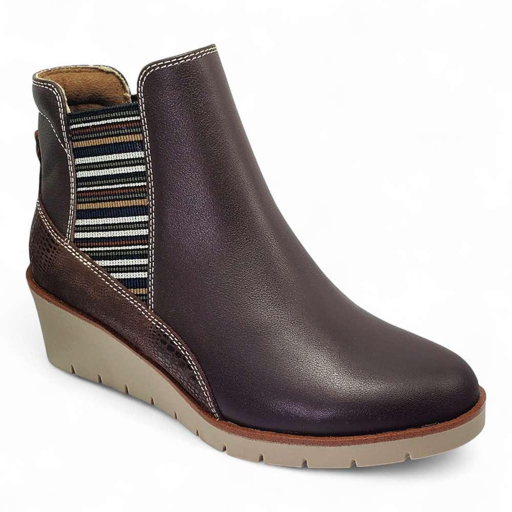 revere comfort shoes Galway Wedged Boot - Espresso