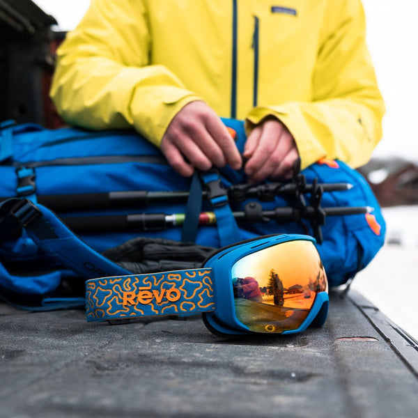 Revo Mammoth | No. 11 XL Matte Black Photochromic Blue Water