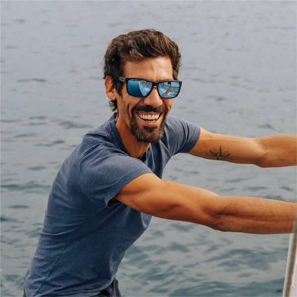 Revo Winston XL Matte Black Blue Water